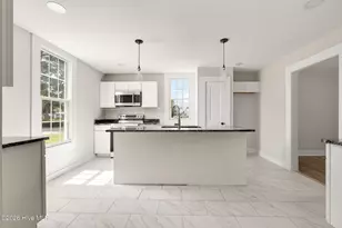 305 E Harnett St, Benson, NC 27504 - Photo 8