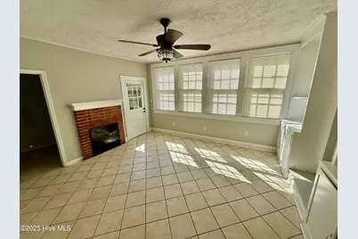 605 Entwistle Street, Hamlet, NC 28345 - Photo 12