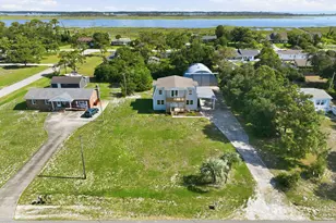 377 Diamond City Dr, Harkers Island, NC 28531 - Photo 34