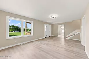 377 Diamond City Dr, Harkers Island, NC 28531 - Photo 6