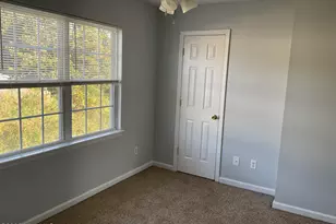 109 Fairwood Ct, Jacksonville, NC 28546 - Photo 6