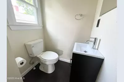 309 Harney Street, Elizabeth City, NC 27909 - Photo 16
