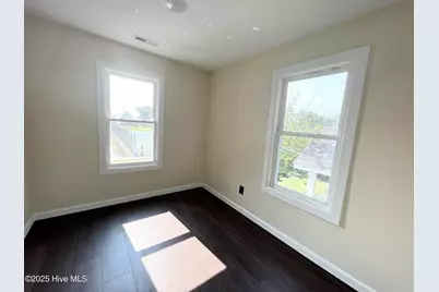 309 Harney Street, Elizabeth City, NC 27909 - Photo 12