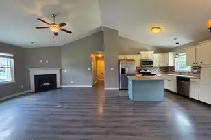 412 McCall Dr, Jacksonville, NC 28540 - Photo 8