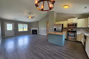 412 McCall Dr, Jacksonville, NC 28540 - Photo 6