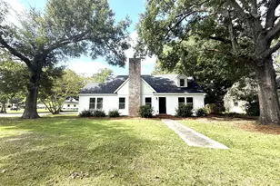 403 Bordeaux St, Jacksonville, NC 28540 - Photo 1