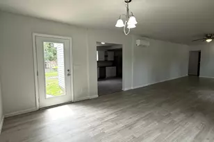 403 Bordeaux St, Jacksonville, NC 28540 - Photo 8