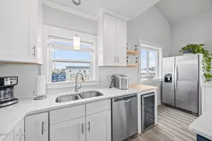 8020 8th St, Surf City, NC 28445 - Photo 16