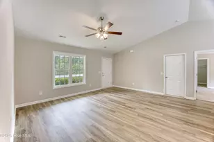 212 Sweet Gum Ln, Richlands, NC 28574 - Photo 10