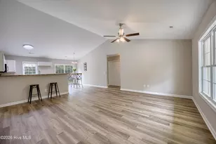 212 Sweet Gum Ln, Richlands, NC 28574 - Photo 8