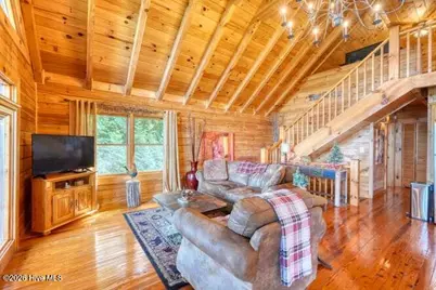 81 Grant Drive, Brasstown, NC 28902 - Photo 8