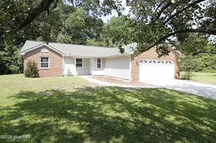 408 Singletree Ct, Jacksonville, NC 28540 - Photo 2
