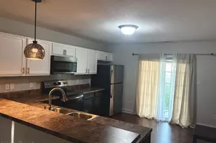 125 W Murrow Ln, Jacksonville, NC 28546 - Photo 10