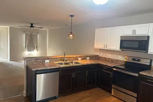 125 W Murrow Ln, Jacksonville, NC 28546 - Photo 8