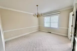 2203 Acorn Cir, Kinston, NC 28504 - Photo 6