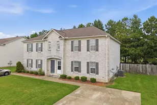 205 S Pointe Dr, Winterville, NC 28590 - Photo 2