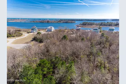 203 Seagrass Court, Holly Ridge, NC 28445 - Photo 18