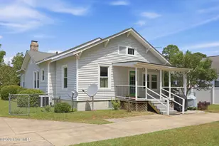 210 W Harper St, Snow Hill, NC 28580 - Photo 32