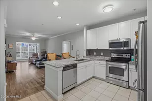 2820 Bloomfield Ln, Wilmington, NC 28412 - Photo 4