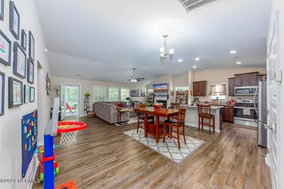 141 Grantham Place, New Bern, NC 28560 - Photo 4