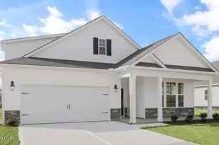 421 Thistle Meadow Ln, Aberdeen, NC 28315 - Photo 2
