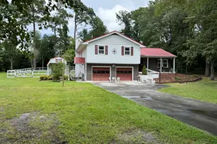 118 Oakwood Dr, Havelock, NC 28532 - Photo 2