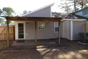 111 Village Cir, Jacksonville, NC 28546 - Photo 2