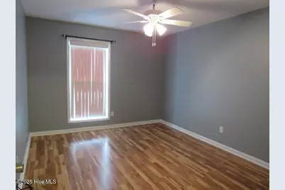111 Village Circle, Jacksonville, NC 28546 - Photo 14