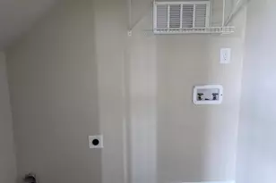 3909 Granada Dr, Winterville, NC 28590 - Photo 8