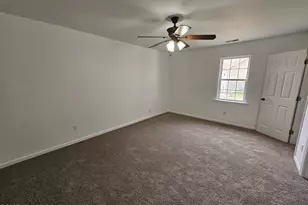 404 Chaps Ct, Jacksonville, NC 28546 - Photo 6