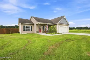 105 Mingo Dr, Richlands, NC 28574 - Photo 2