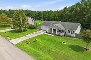 113 Palo Alto Park Dr, Maysville, NC 28555 - Photo 2