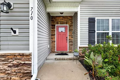 710 Radiant Drive, Jacksonville, NC 28546 - Photo 4