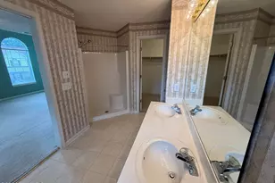 2804 Mulberry Ln, Greenville, NC 27858 - Photo 12