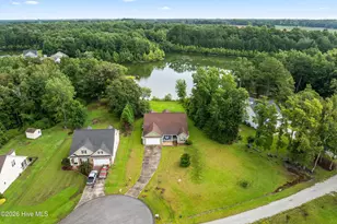 309 Ramonas Lake Ct, New Bern, NC 28560 - Photo 4