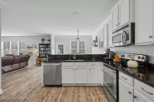 402 Ladybug Ln, Wilmington, NC 28411 - Photo 14