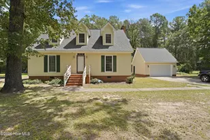 12021 Cypress Dr, Laurinburg, NC 28352 - Photo 1