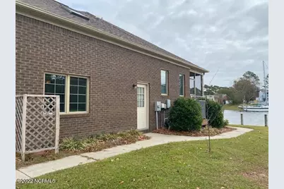 906 Diamond Court, New Bern, NC 28560 - Photo 6