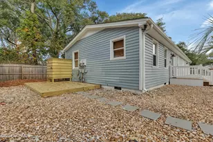 111 NE 19th St, Oak Island, NC 28465 - Photo 32