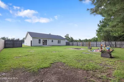 505 Cherry Blossom Lane, Richlands, NC 28574 - Photo 18