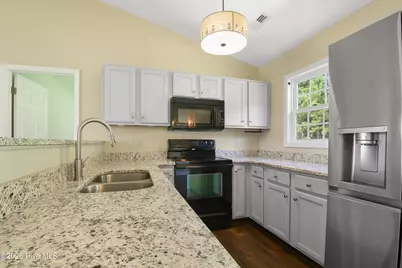 505 Cherry Blossom Lane, Richlands, NC 28574 - Photo 6