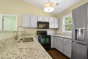 505 Cherry Blossom Ln, Richlands, NC 28574 - Photo 6