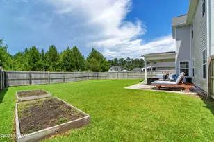 307 Pettigrew Ln, Jacksonville, NC 28546 - Photo 26