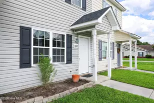 1002 Grandeur Ave, Jacksonville, NC 28546 - Photo 2
