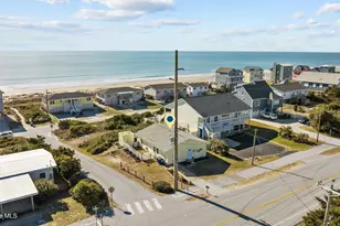 601 Emerald Dr, Emerald Isle, NC 28594 - Photo 2
