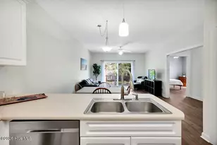 608 W Brown St, Southport, NC 28461 - Photo 10