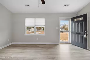 322 Reid Ct N, Jacksonville, NC 28540 - Photo 8