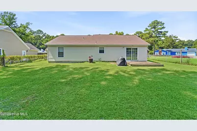 118 Hunting Green Drive, Jacksonville, NC 28546 - Photo 14