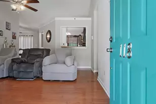 118 Hunting Green Dr, Jacksonville, NC 28546 - Photo 2