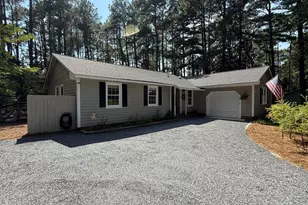 104 Bunside Ct, Seven Lakes, NC 27376 - Photo 2